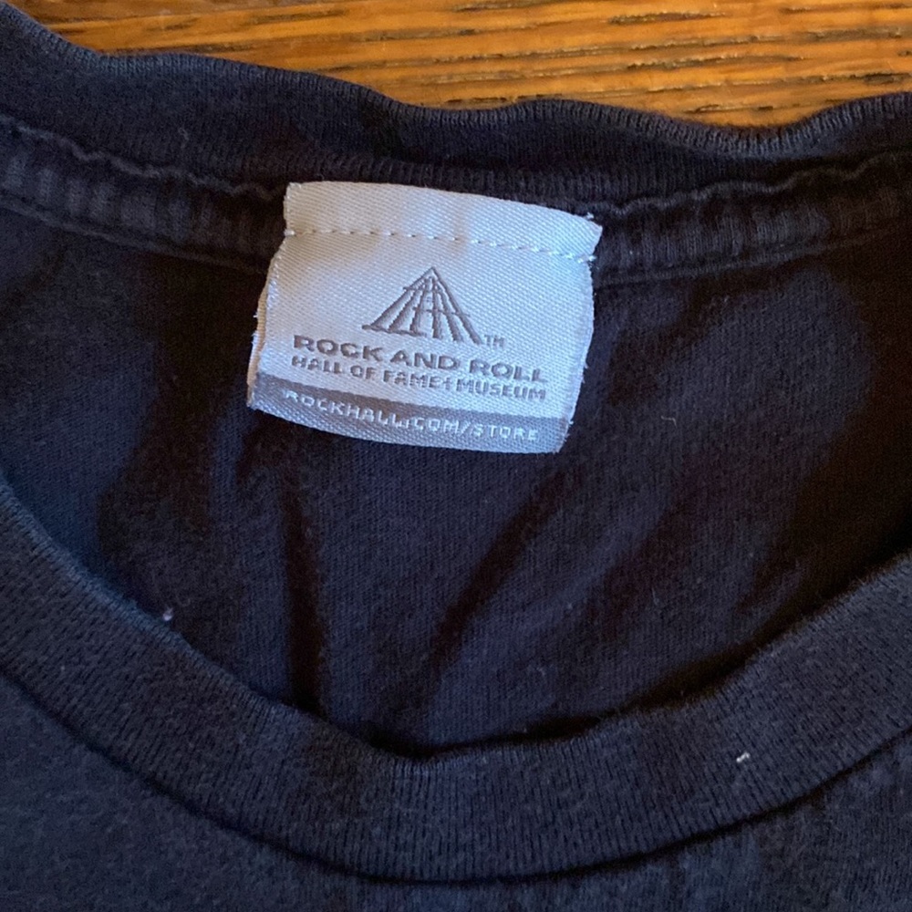 Legendary ‘95 Rock and Roll Hall of Fame Museum Cleveland, OH T-Shirt XL - Picture 5 of 6